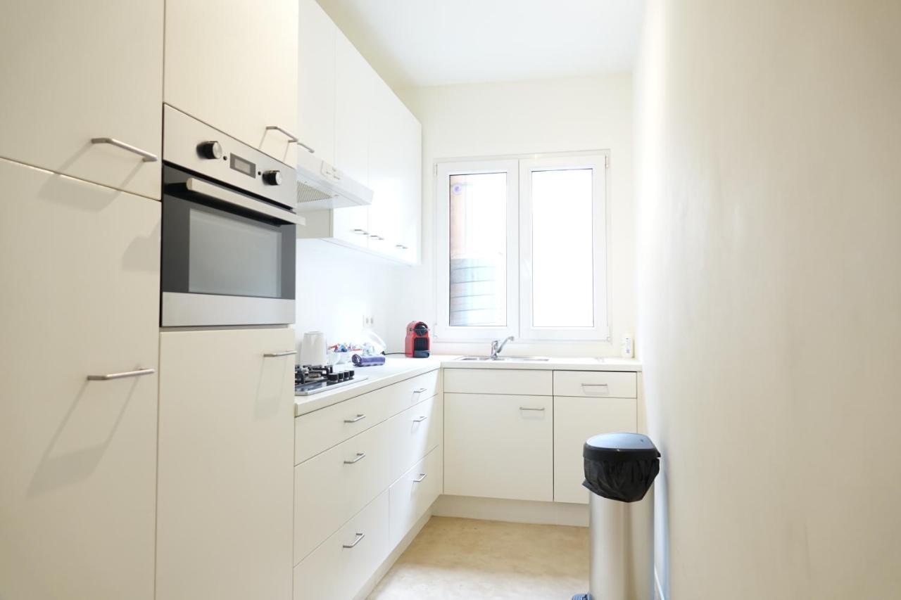 The View - Spacious 2 Bdr Appt In With View Антверпен Екстериор снимка