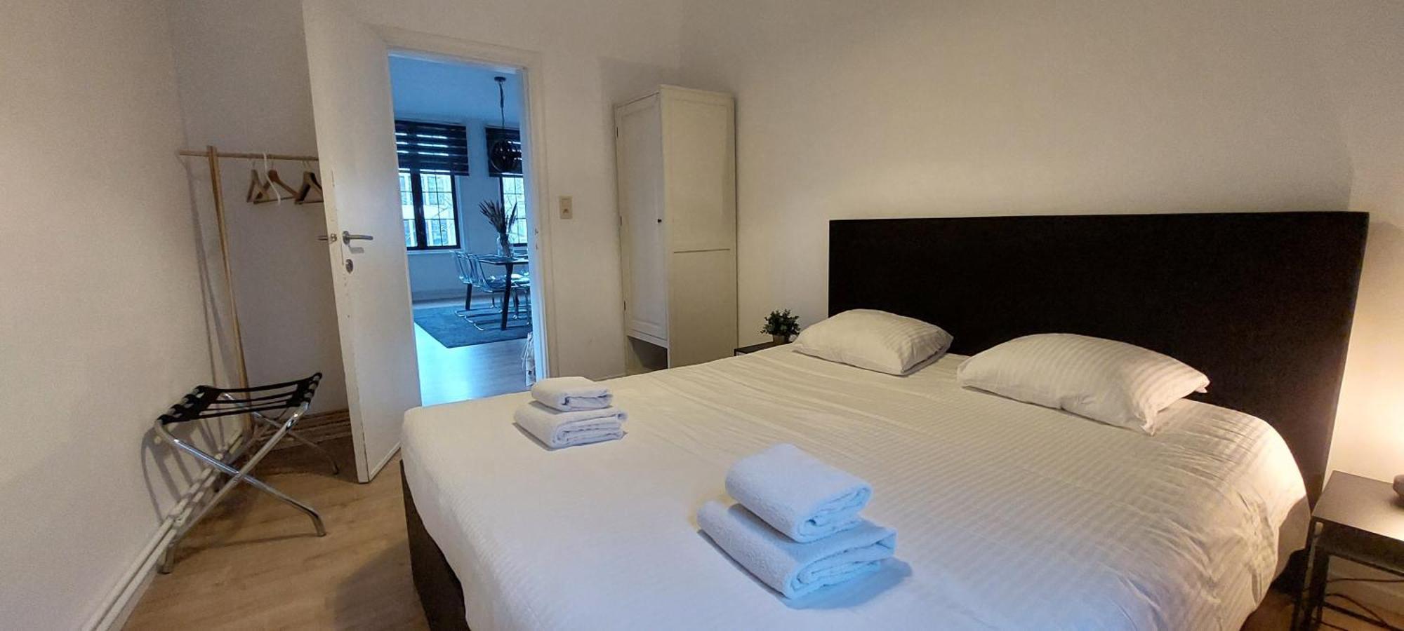 The View - Spacious 2 Bdr Appt In With View Антверпен Екстериор снимка